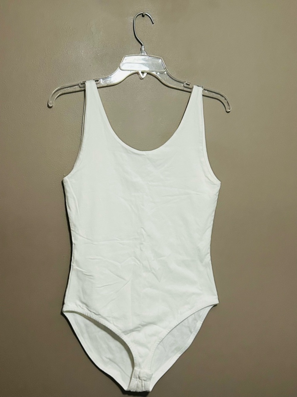 PacSun White Ribbed Scoop Neck Bodysuit Size Medium